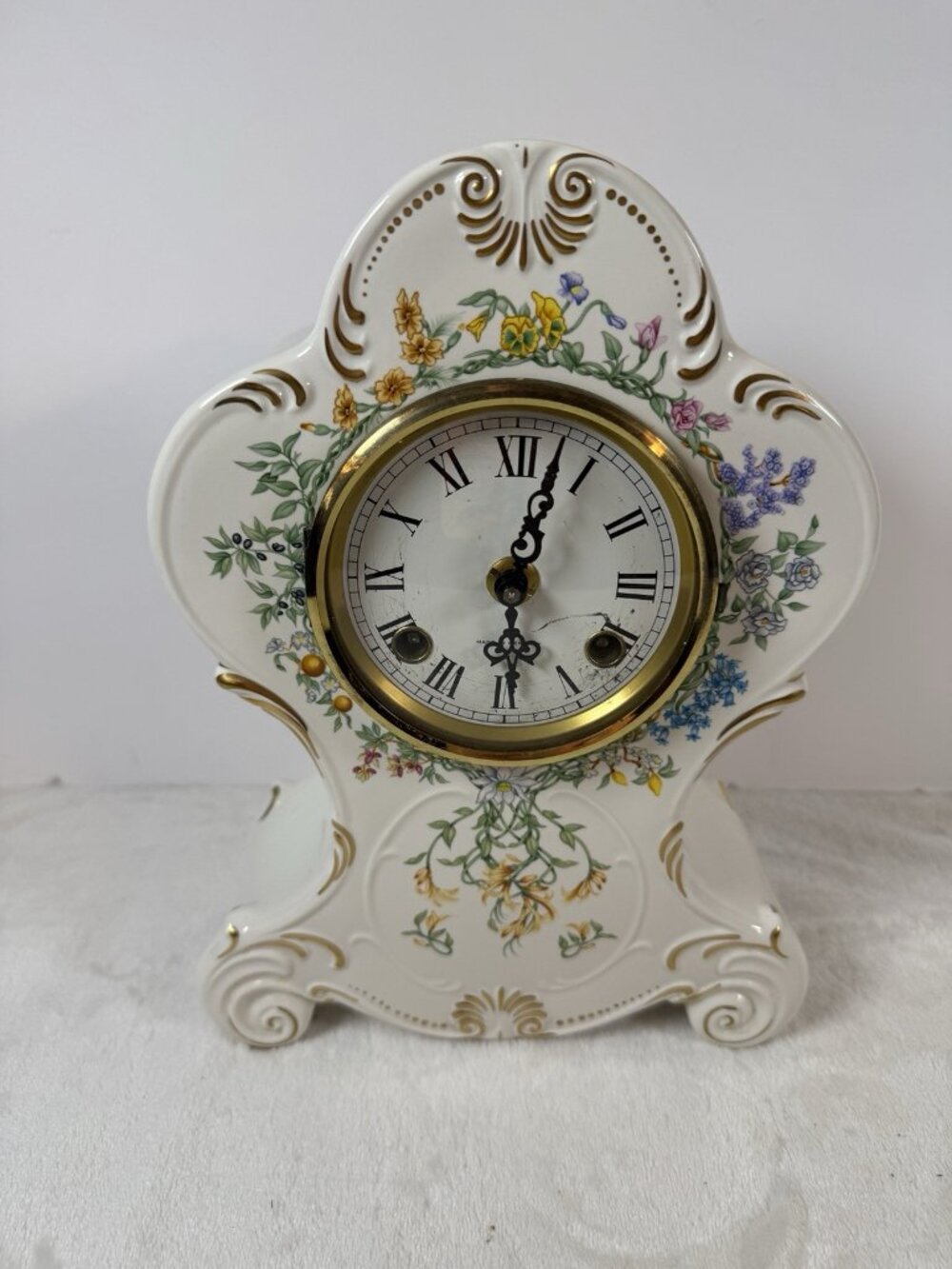 VTG 1982 Franklin Mint Porcelain Clock SNHF Franz Hermle With Key Not Working
